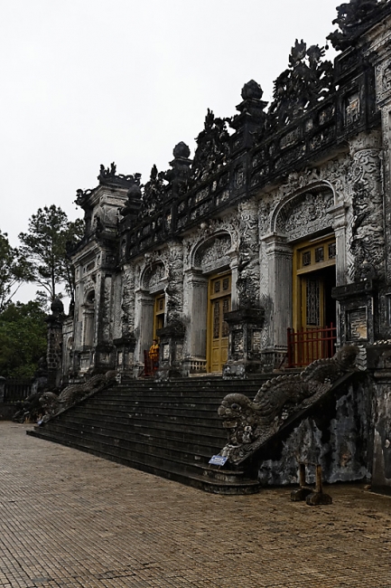 Hué-Tombeau de Khaï Dinh-035